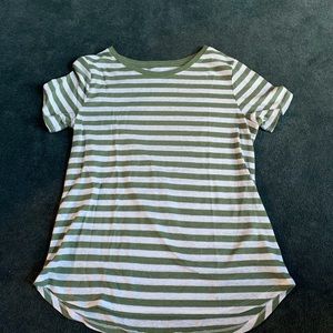 Med striped green T-shirt